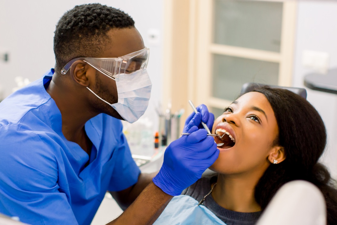 dentist_and_patient_2